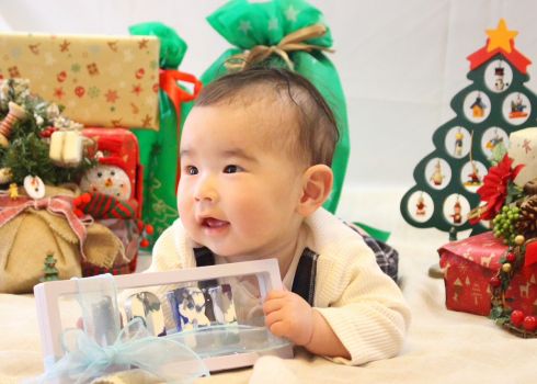 お名前カスタムクレヨン～ママの想いを色彩に込めて～