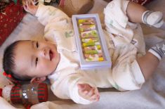 お名前カスタムクレヨン～ママの想いを色彩に込めて～