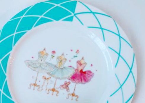 【夏休みクラフト教室 】ポーセラーツでお皿を作ろう！